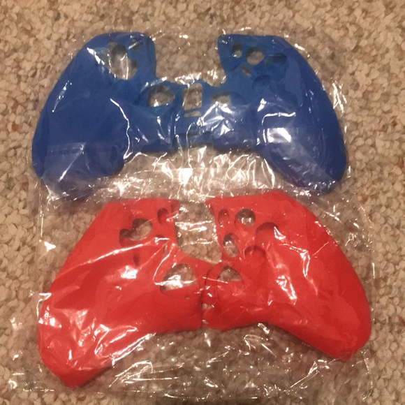 Lot of PS5 controller covers (12) 4 red 8 blue - Picture 2 of 2